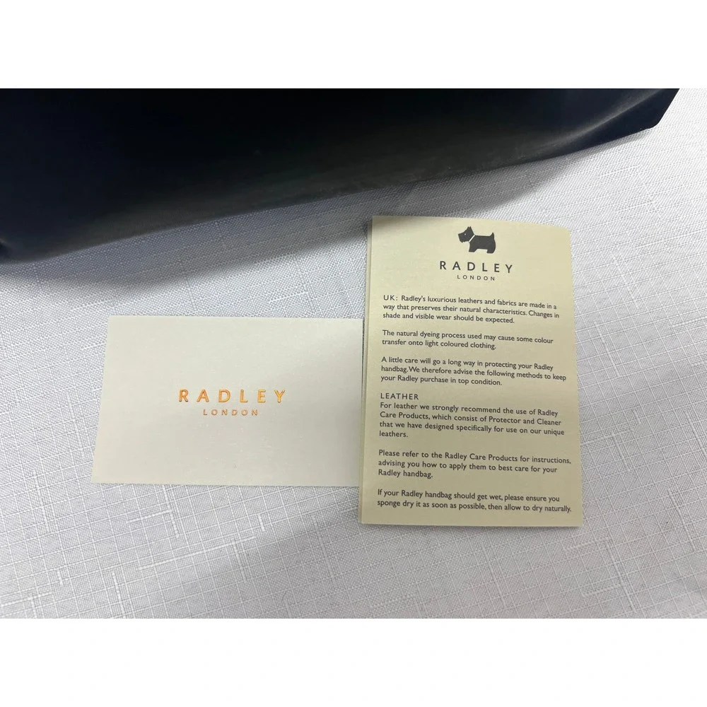 Radley London Backpack Women Medium Black Excellent Recycled Nylon Zip Pocket